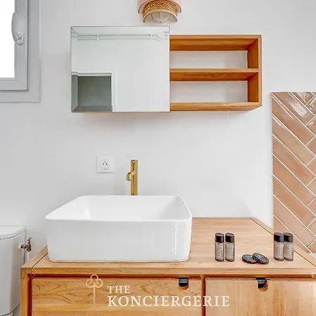 Duplex Lumineux Avec Terrasse Champs De Mars Apartamento París