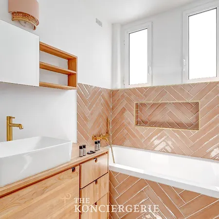 Duplex Lumineux Avec Terrasse Champs De Mars * París