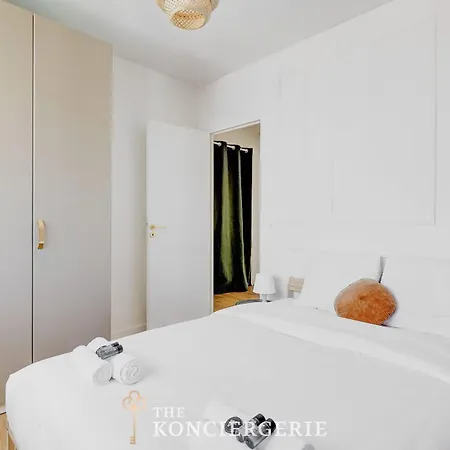 Duplex Lumineux Avec Terrasse Champs De Mars Apartamento *